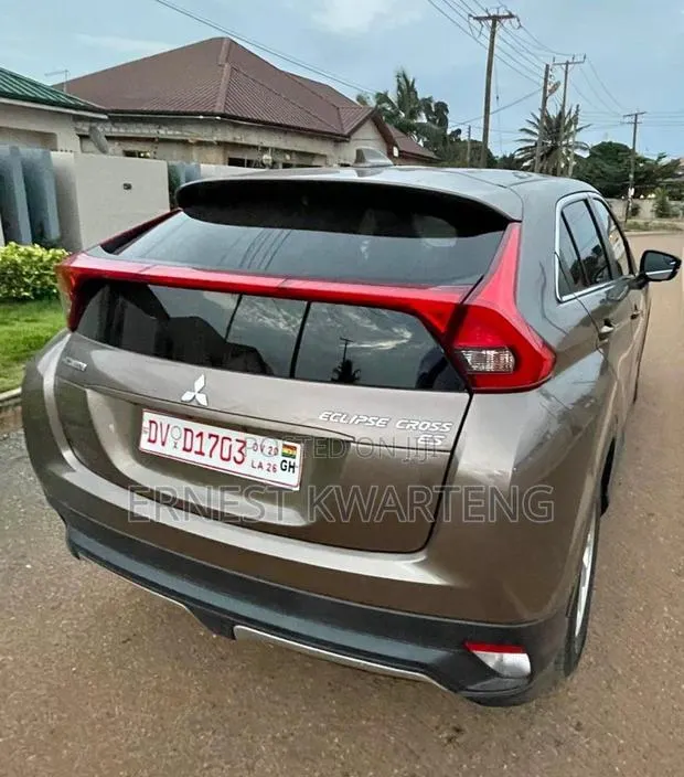 Mitsubishi Eclipse Cross 2019 Gray · Photo 1