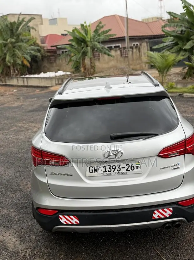 Hyundai Santa Fe 2015 Silver · Photo 1