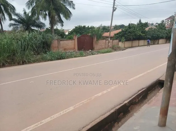 2 Plots of Land for Sale at Agric Kromoase · Photo 1