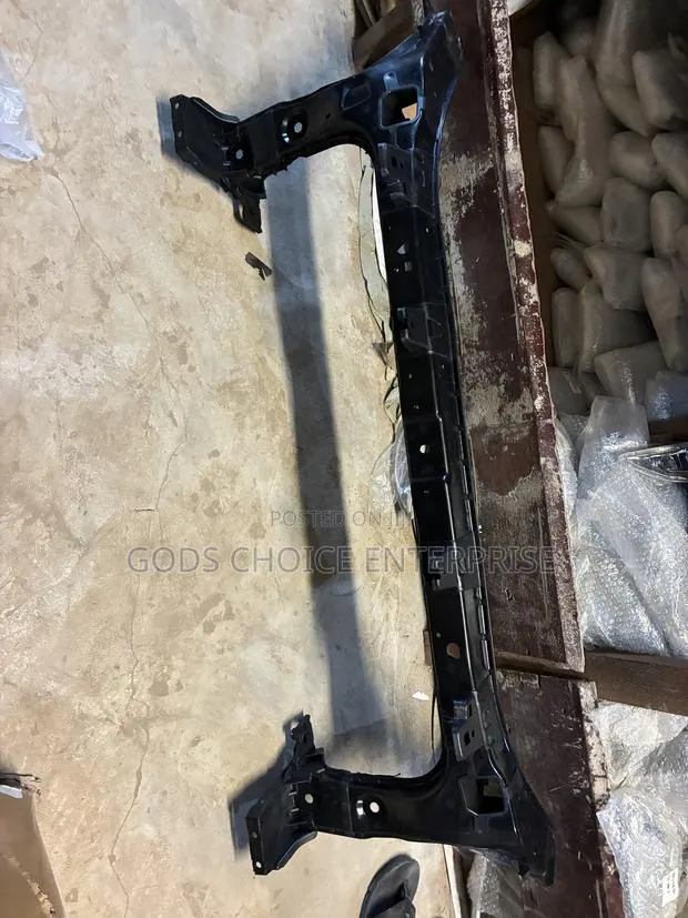 Radiator Support Ford F150 2023-2024-2025 · Photo 1