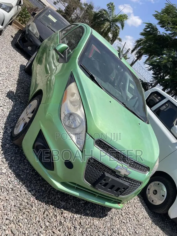 Chevrolet Spark 2015 Green · Photo 1