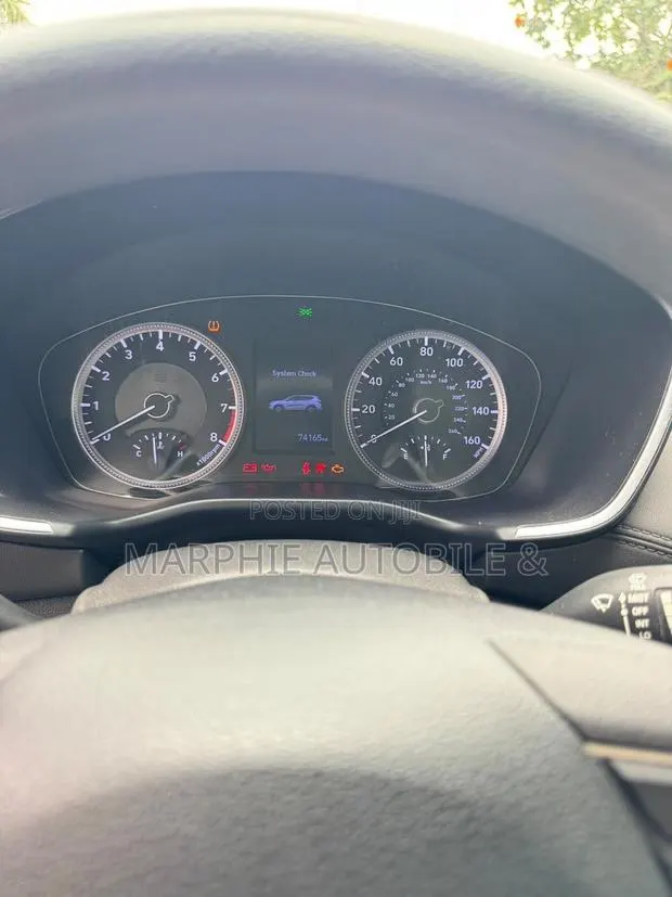 Hyundai Santa Fe SE 2.4 AWD 2019 Red · Photo 1