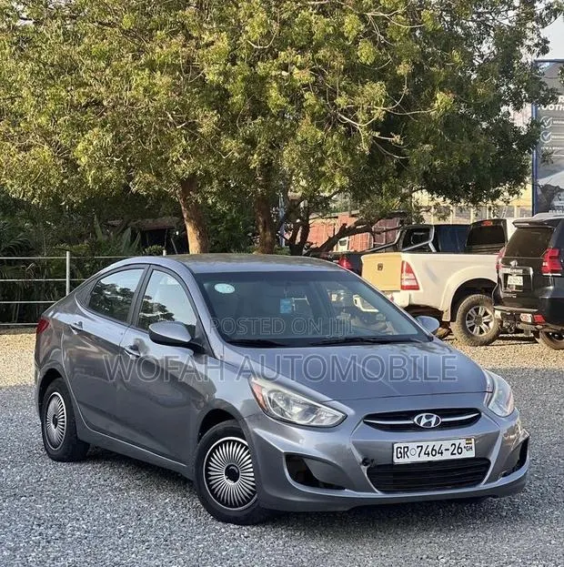 Hyundai Accent 2017 Gray · Photo 1
