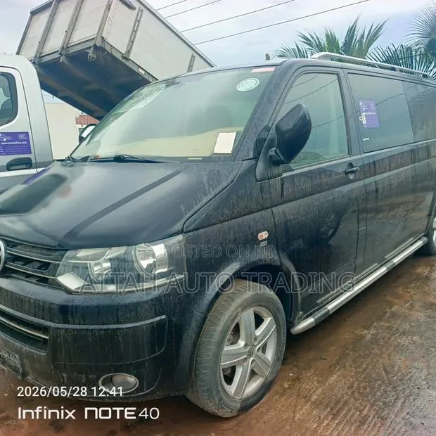 Volkswagen Crafter 2018 Black · Photo 1