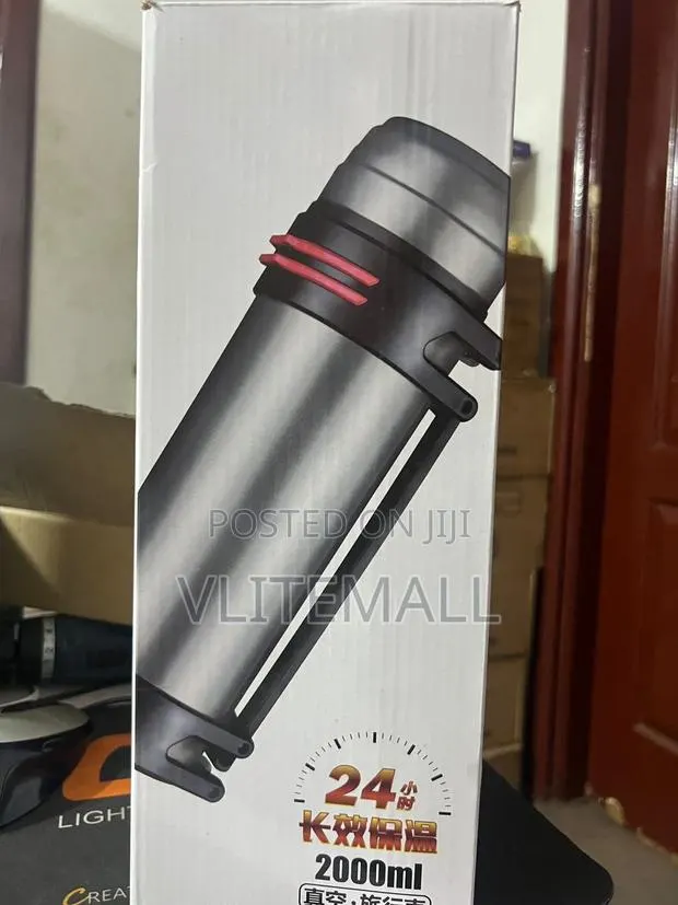 Stainless Steel Vacuum Flask 200ml · Photo 1