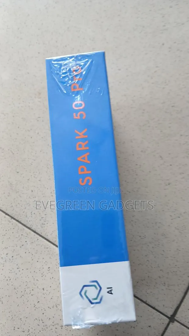 New Tecno Spark 50 Pro 256 GB Orange · Photo 1