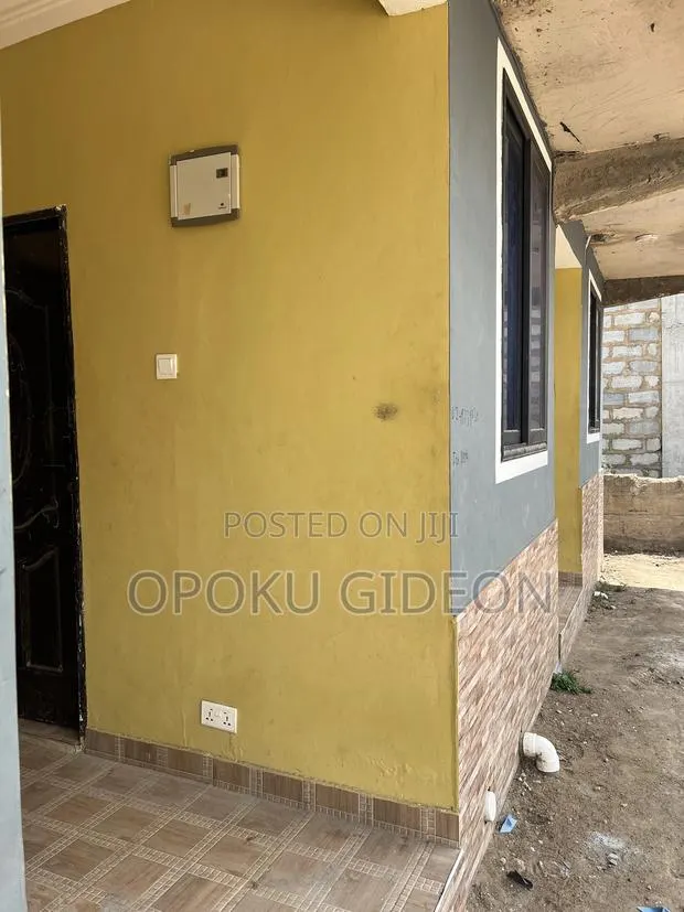 1bdrm Room & Parlour in Joma, Ablekuma for rent · Photo 1
