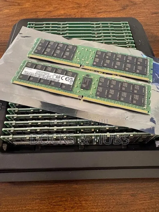 Samsung 64gb Ddr4 2rx4 Pc4 Ecc Rdimm Server · Photo 1