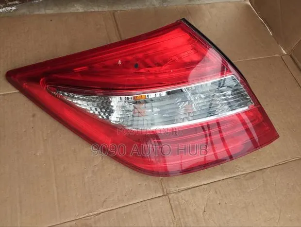 Honda Crosstour 2009–2012 Taillight Pair – Premium OEM |Foreign Used · Photo 1