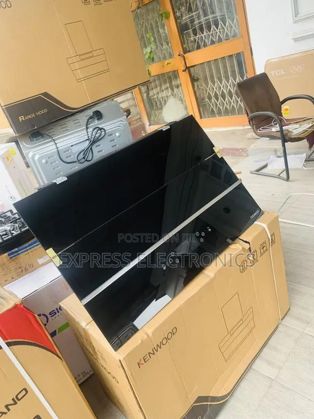 Lovely New Kenwood Built in 90cm Heat Extractor Black · Photo 1