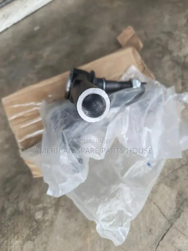 Dodge Ram 1500 2019-2026 Rack Ends · Photo 1