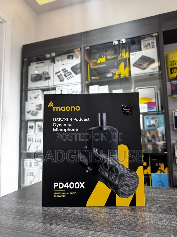 Maono USB XLR Podcast Dynamic Microphone · Photo 1