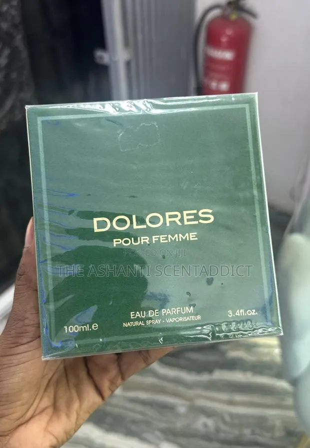 Dolores Perfume · Photo 1