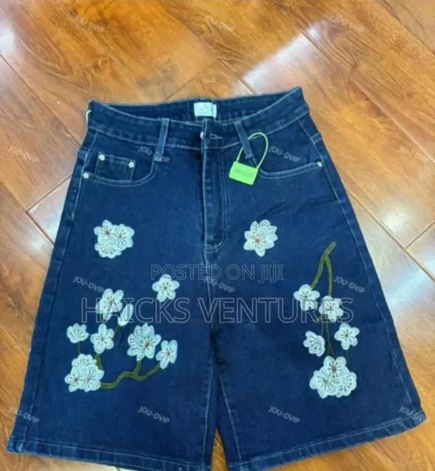 Ladies Jeans Shorts · Photo 1