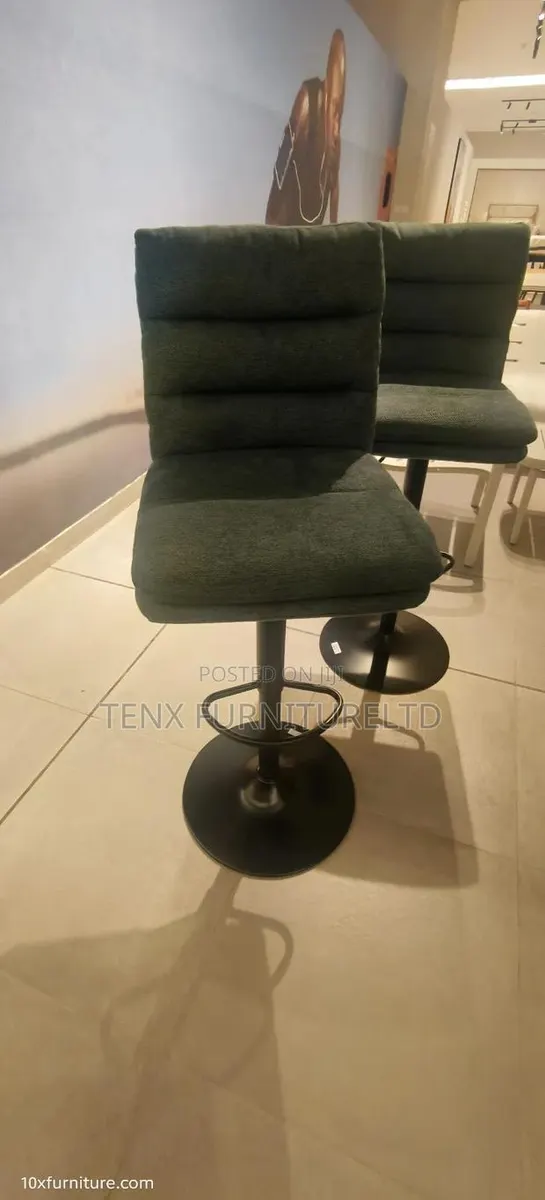 Bar Stool (Greener Seat) · Photo 1