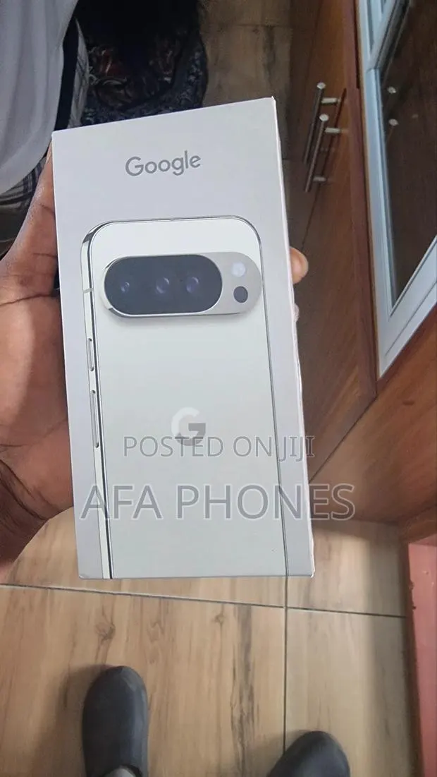 New Google Pixel 10 Pro 256 GB Silver · Photo 1
