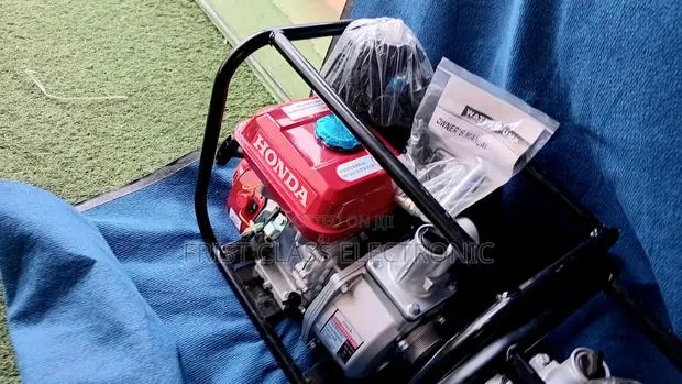 Honda Aqua Boss — 7.5hp Maximum Pressure · Photo 1