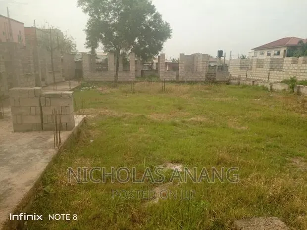 A Genuine 1 Plot of Land for Sale at Teshie Manet · Photo 1