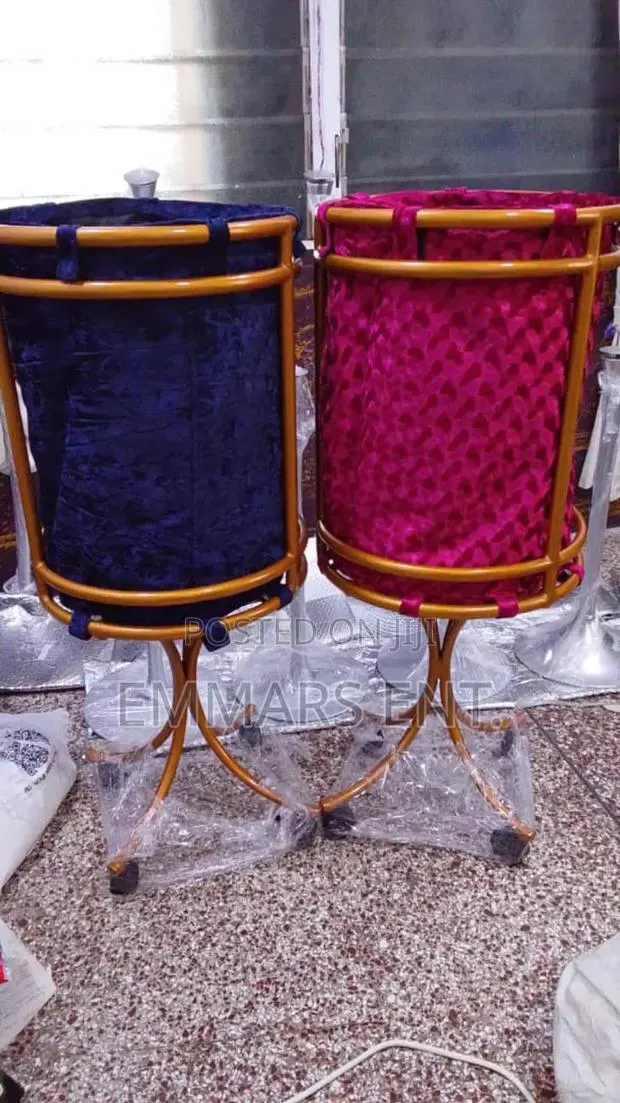 Royal Bucket Offering Bowls of Colours · Photo 1
