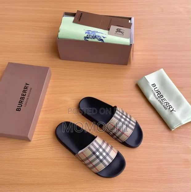 Happy Feets · Photo 1