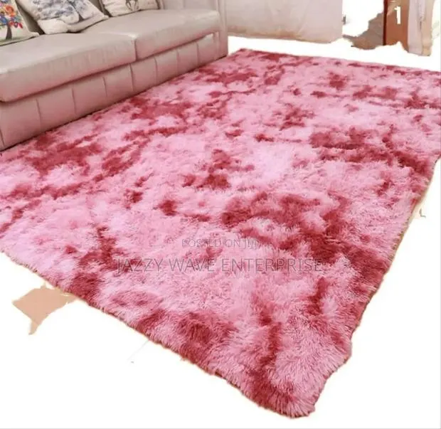 200cm by 300cm Fluffy Centre Carpet · Photo 1