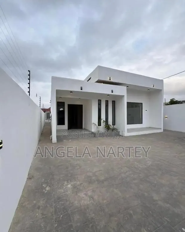 3bdrm House in Lakeside Estates for sale · Photo 1