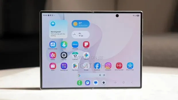 New Samsung Galaxy Z Fold8 256 GB Gray · Photo 1