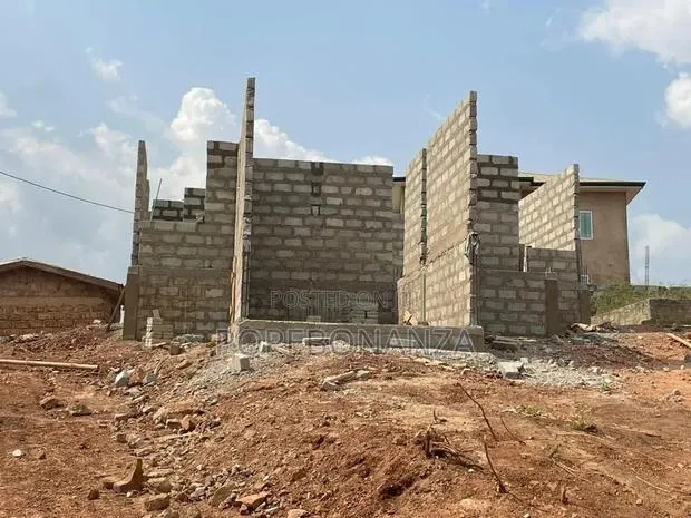 3bdrm House in Mia Building, Police Station for sale