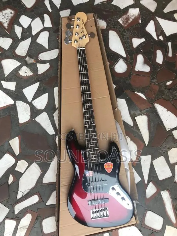Fender American Professional Passive Jazz Bass Guitar · Photo 1