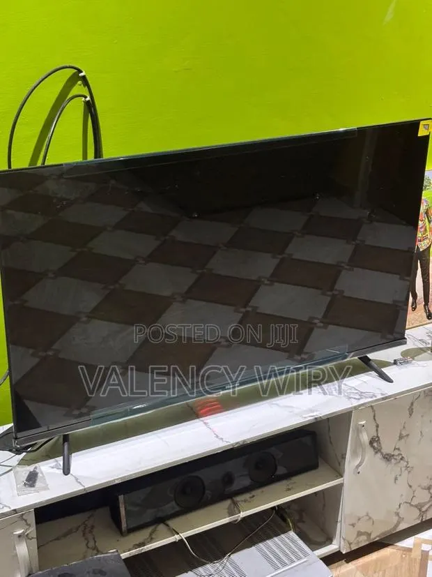 Hisense 43 Inches for Sale With Box and Everything Inside . · Photo 1