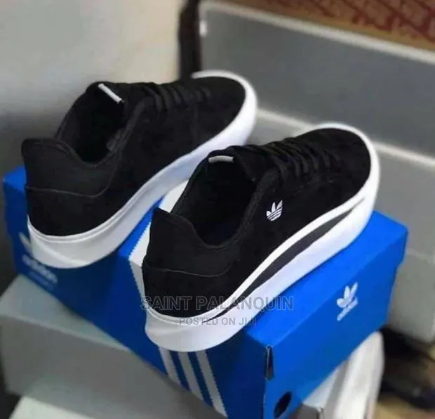 Adidas Sneaker · Photo 1