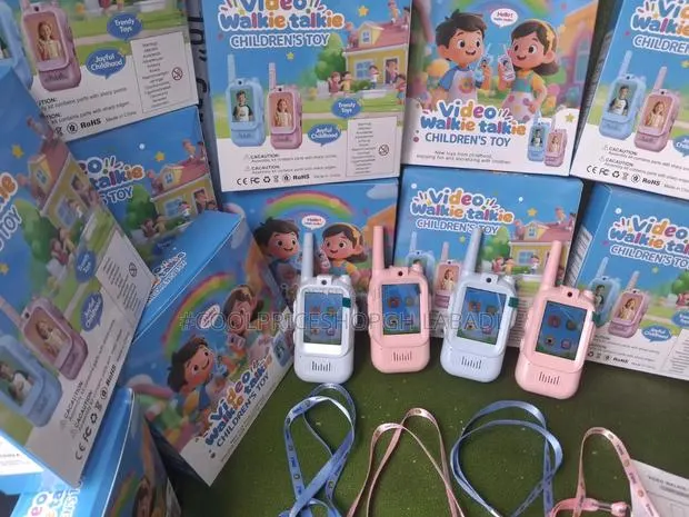 Kids Walkie Talkie Toy With Camera and LCD Screen 2Way Communication · Photo 1
