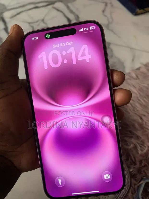 Apple iPhone 16 Plus 128 GB Pink · Photo 1