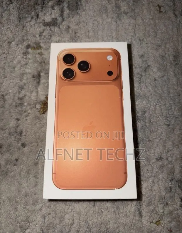 Apple iPhone 17 Pro Max 256 GB Orange · Photo 1