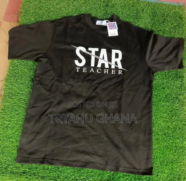 Quality Black T-Shirt for Sale · Photo 1