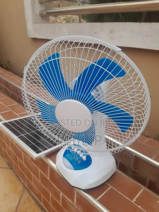 Rechargeable Fan With Solar · Photo 1