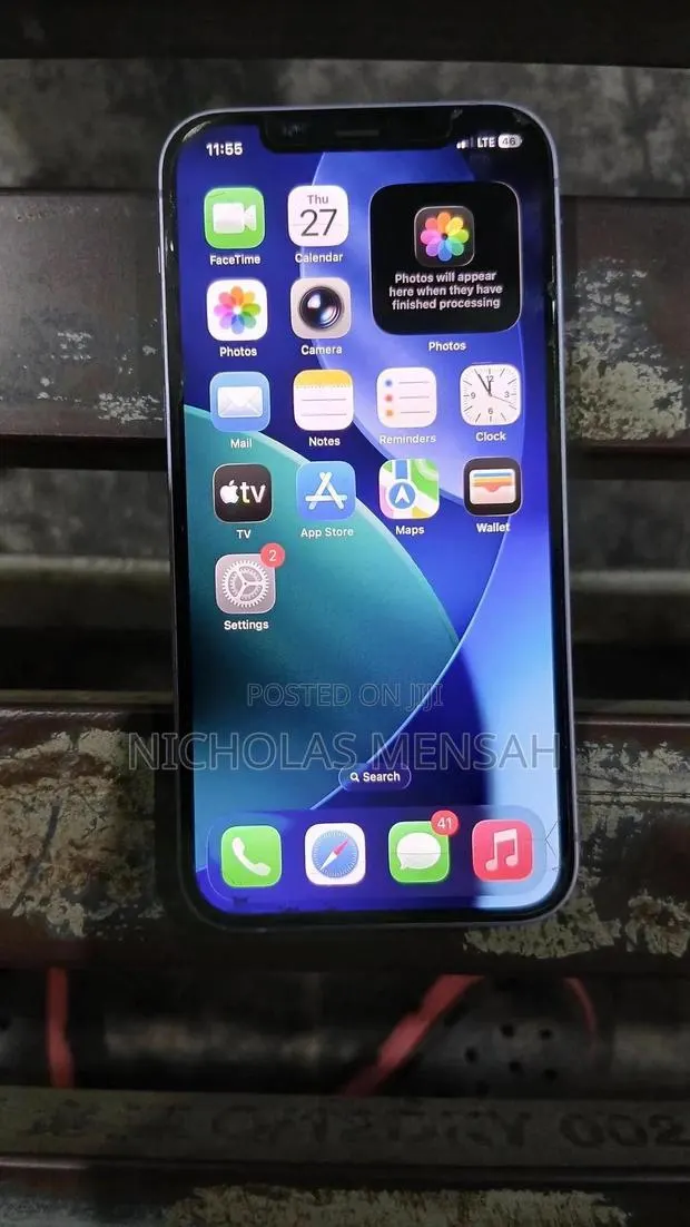Apple iPhone 12 64 GB Purple · Photo 1