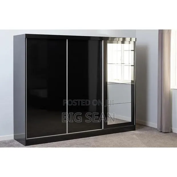 Uk 3 Door Sliding Wardrobe · Photo 1