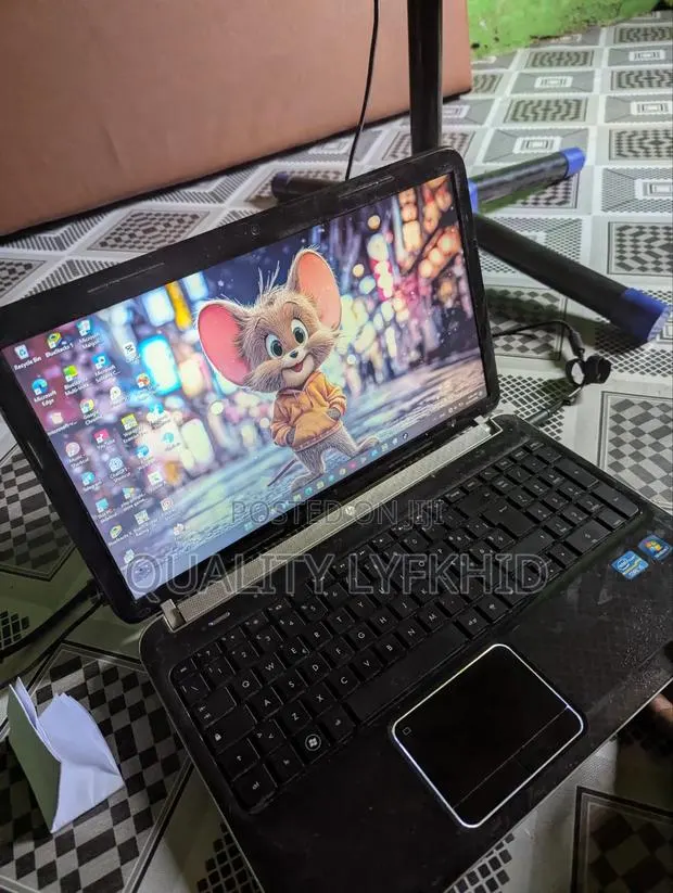 Laptop HP 6GB Intel Core i5 HDD+SSD 256GB · Photo 1
