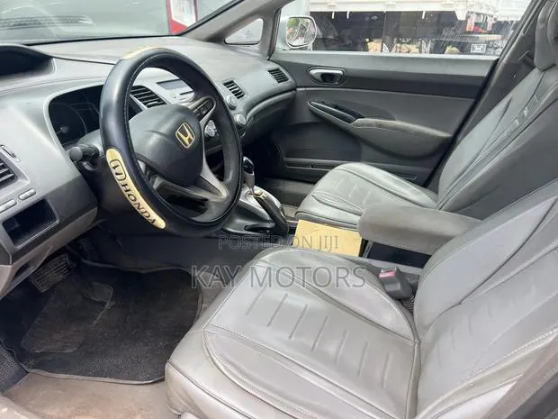 Honda Civic LX Sedan 2010 Gray · Photo 2