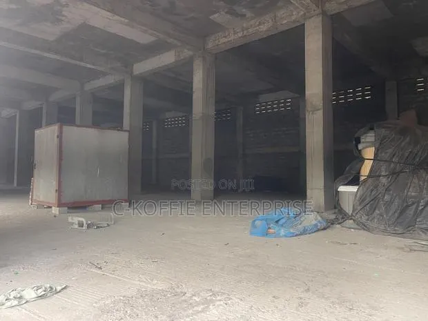 2000 SQM Warehouse at North Kaneshie for Sale · Photo 1