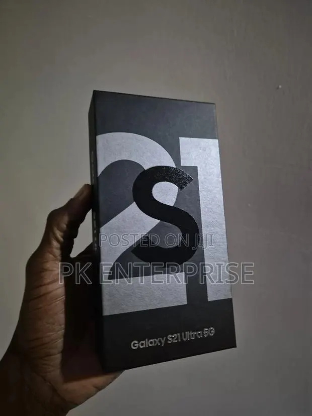 New Samsung Galaxy S21 Ultra 5G 128 GB Black · Photo 1