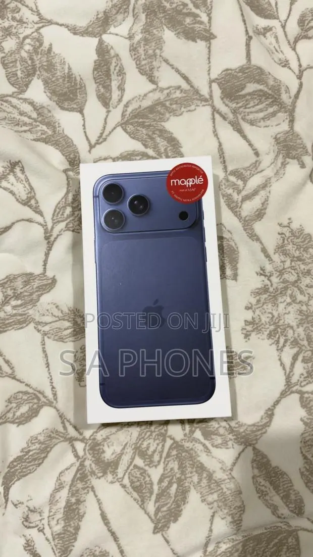 New Apple iPhone 17 Pro Max 512 GB Blue · Photo 1