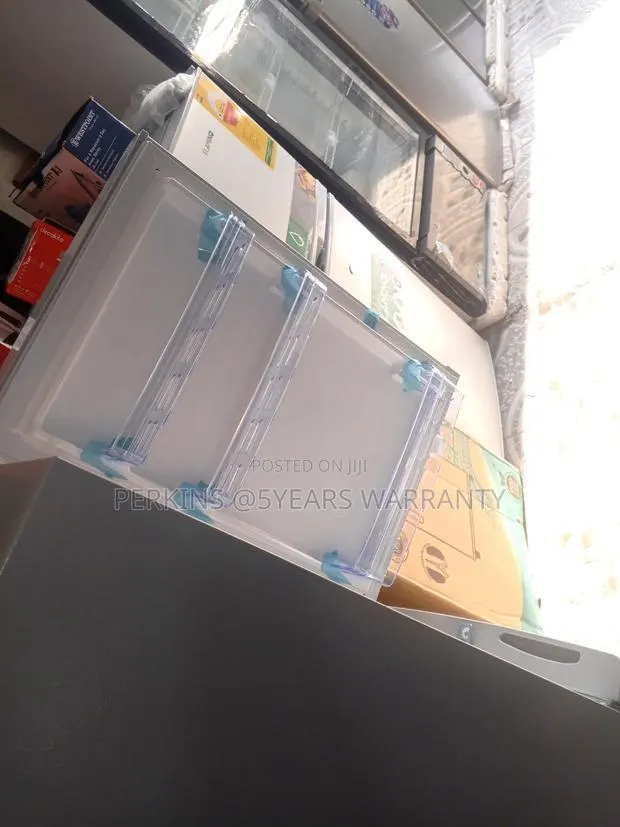 Smart Life Refrigerator Flamino 165L Refrigerator · Photo 1