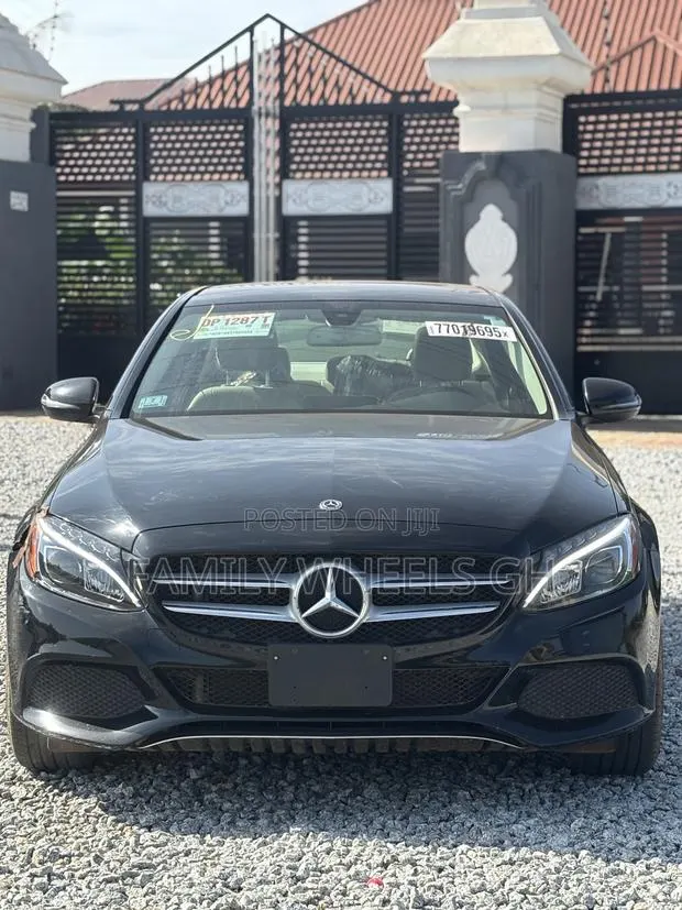 Mercedes-Benz C300 Base C300 AWD 4MATIC Sedan 2019 Black · Photo 1