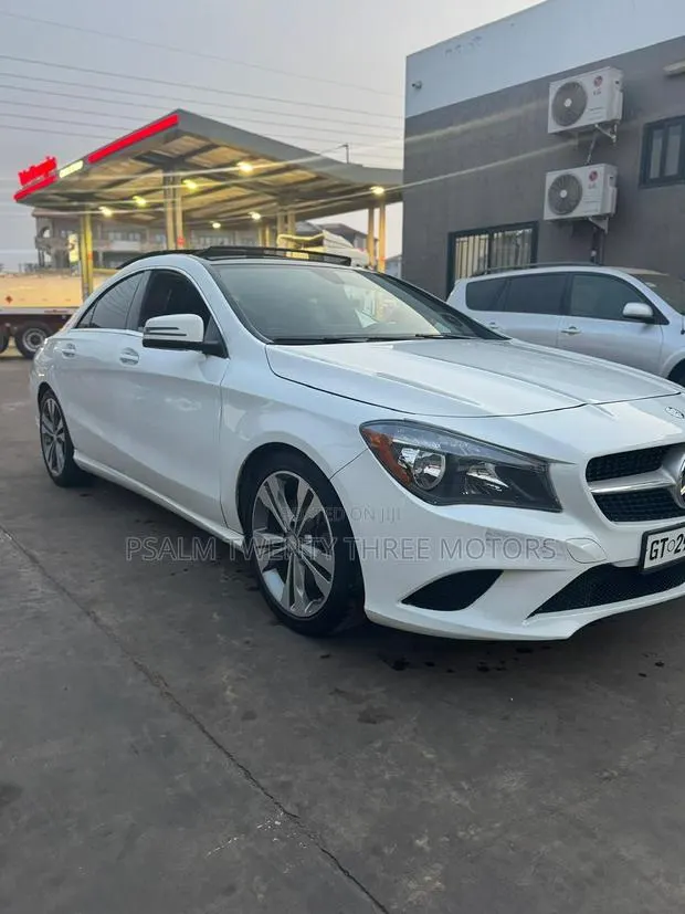Mercedes-Benz CLA-Class 2017 White · Photo 1