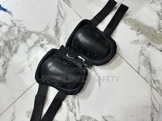Protective Knee Pads · Photo 1