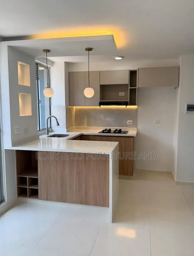 Modern Custom Fitted Kitchen Cabinets & Island · Photo 1