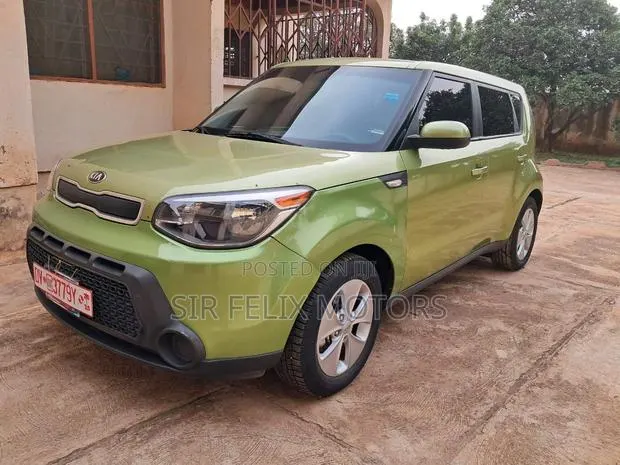 Kia Soul 4dr Wagon (1.6L 4cyl 6A) 2014 Green · Photo 1