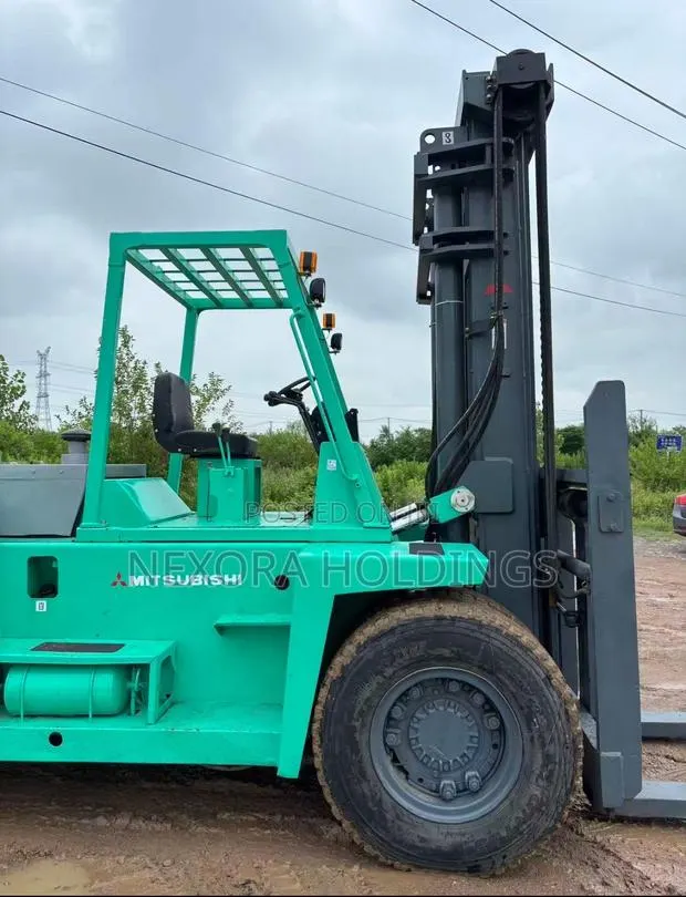 Toyota, Komatsu, TCM & Heli Forklift · Photo 1